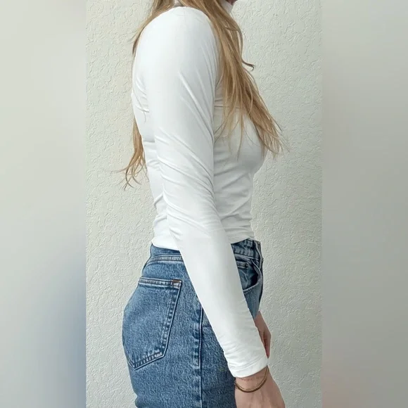 Abercrombie White Mock Neck Long Sleeve Top - Women’s Small - Picture 4 of 6